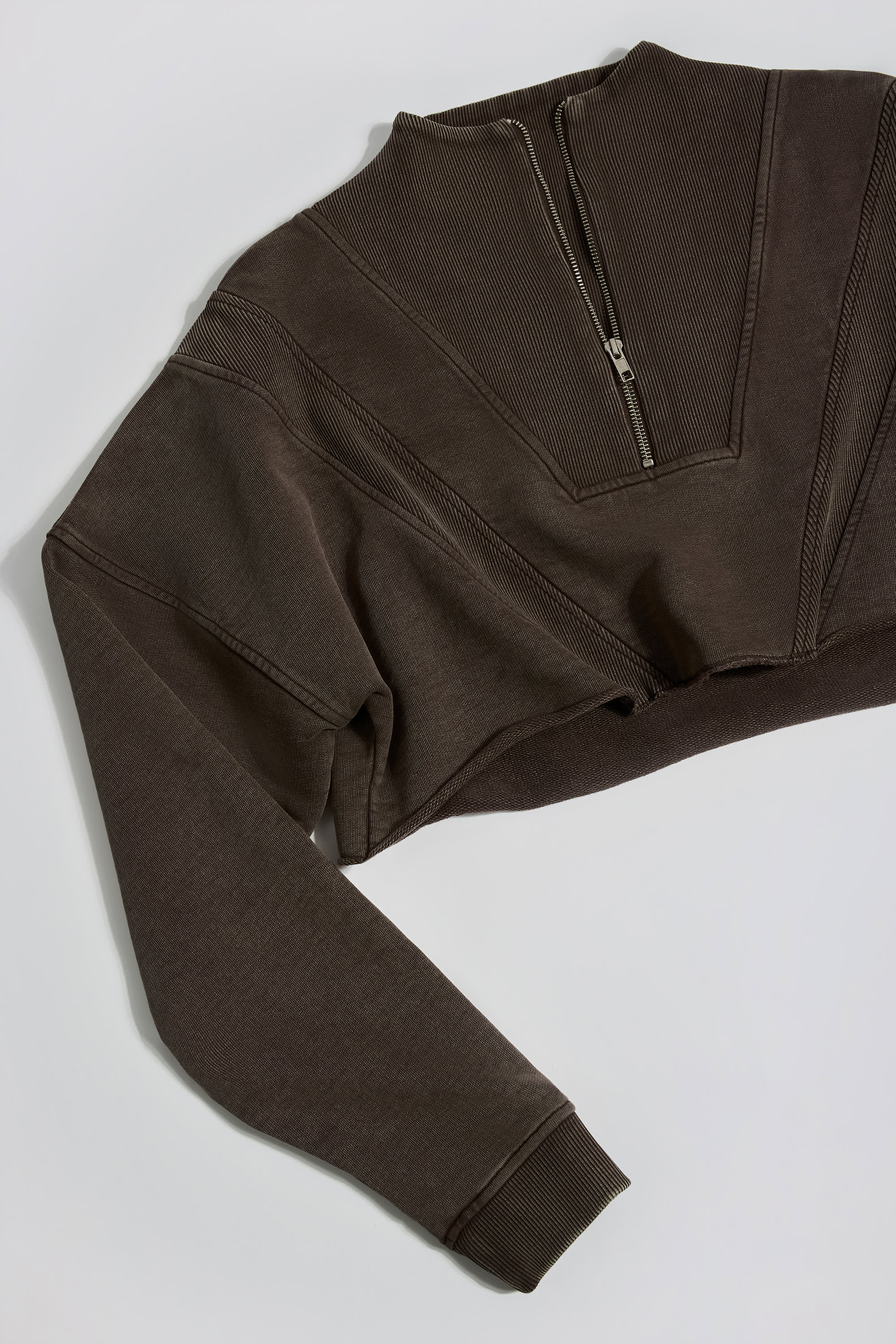 Acid Wash Cropped Sweatshirt in Brown